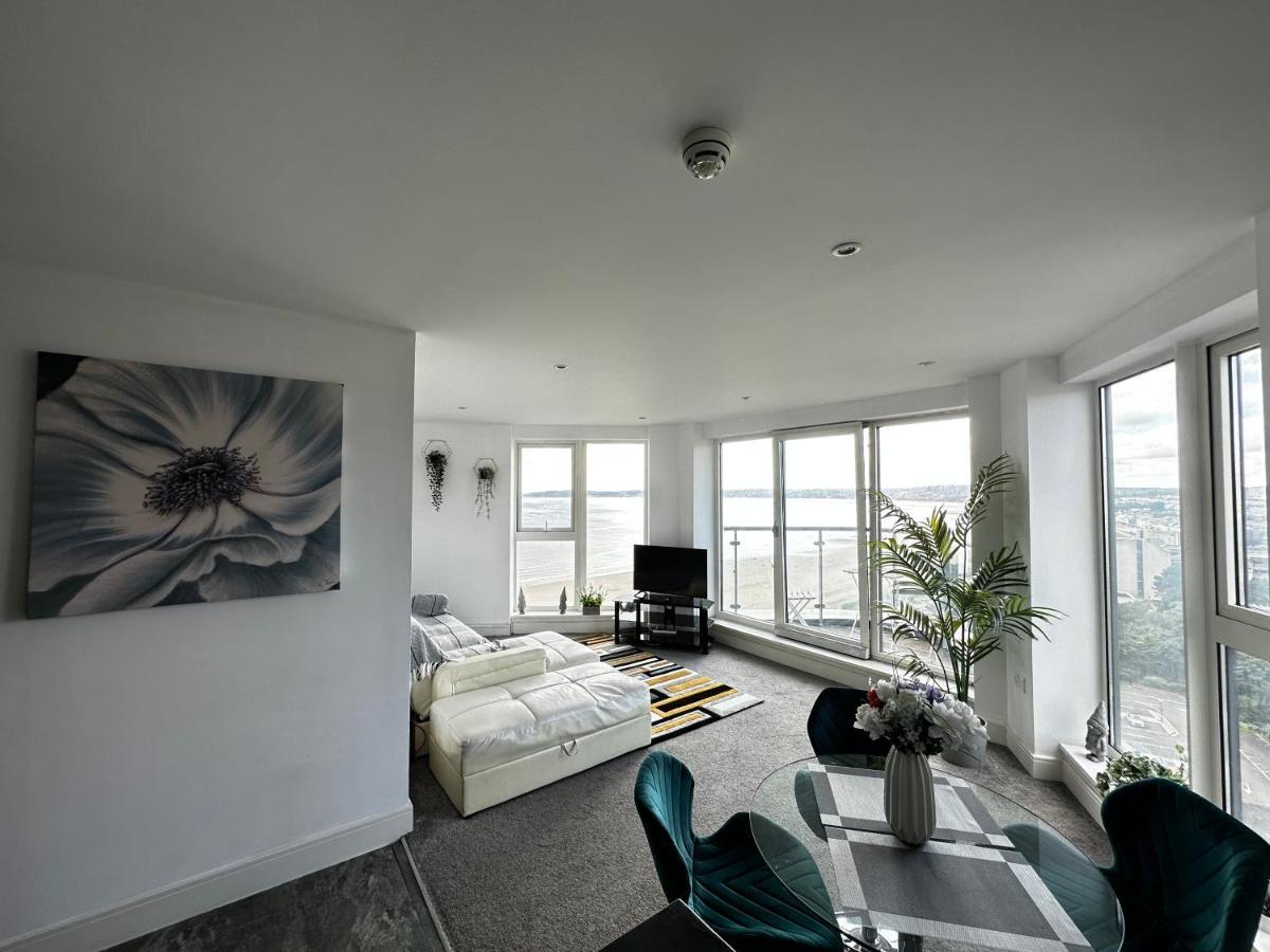 Stunning Ocean & City View Apt 스완지 외부 사진